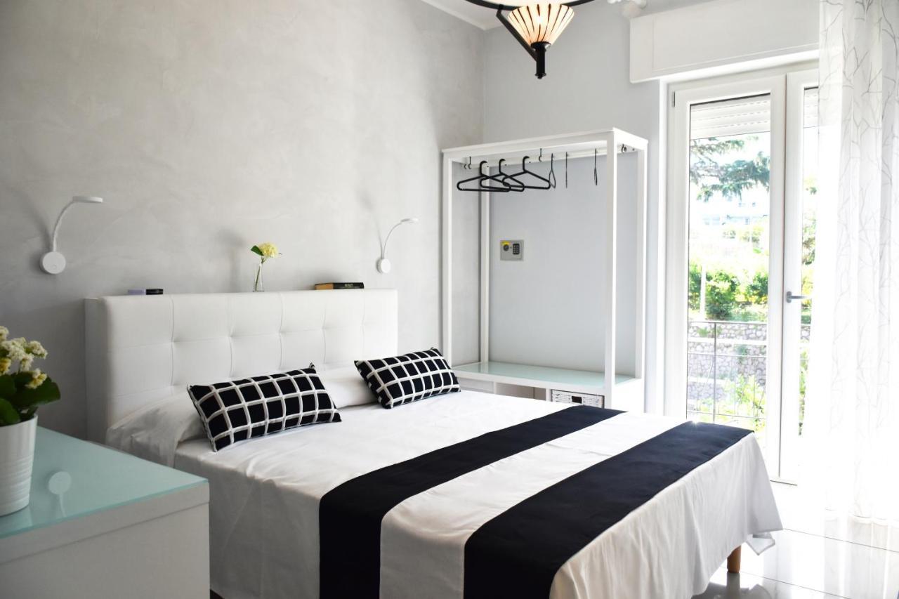 Costantino Suites Sorrento Exteriör bild