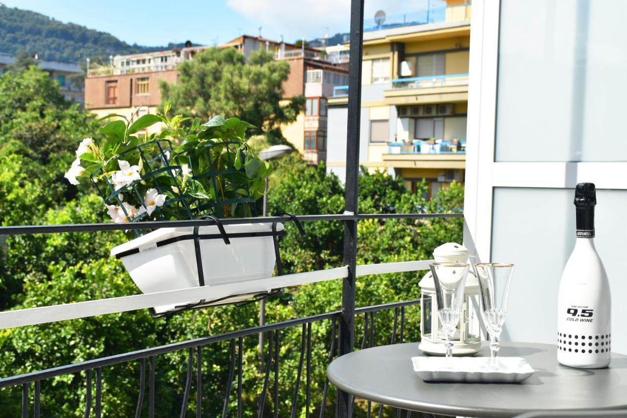 Costantino Suites Sorrento Exteriör bild